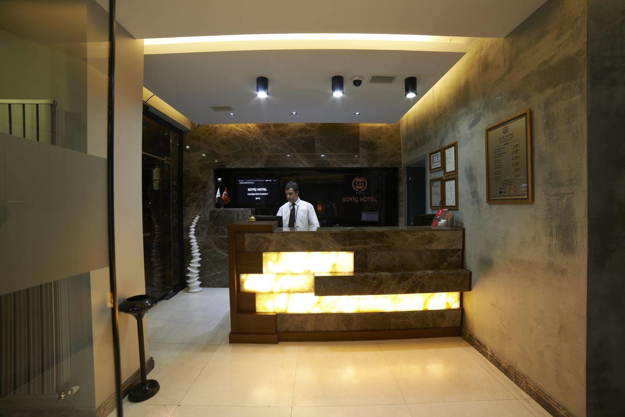 Soyic Hotel Esquiceir Exterior foto